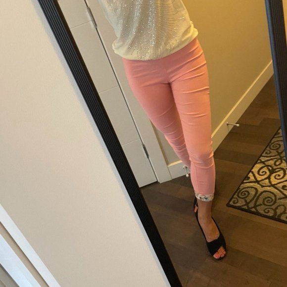 Stunning light pink Legging with floral ankles packet - Picture 7 of 9